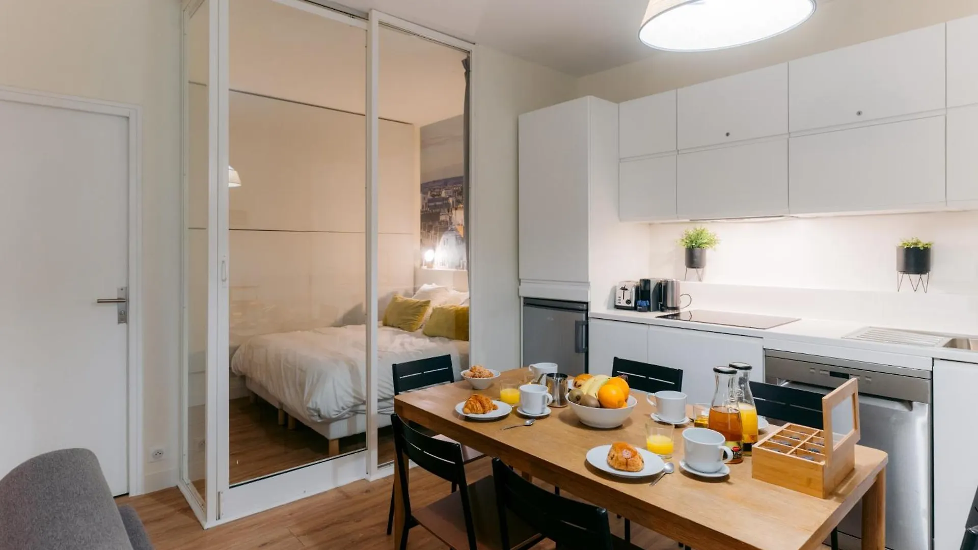 Beauvoir Germain Paris Apartment