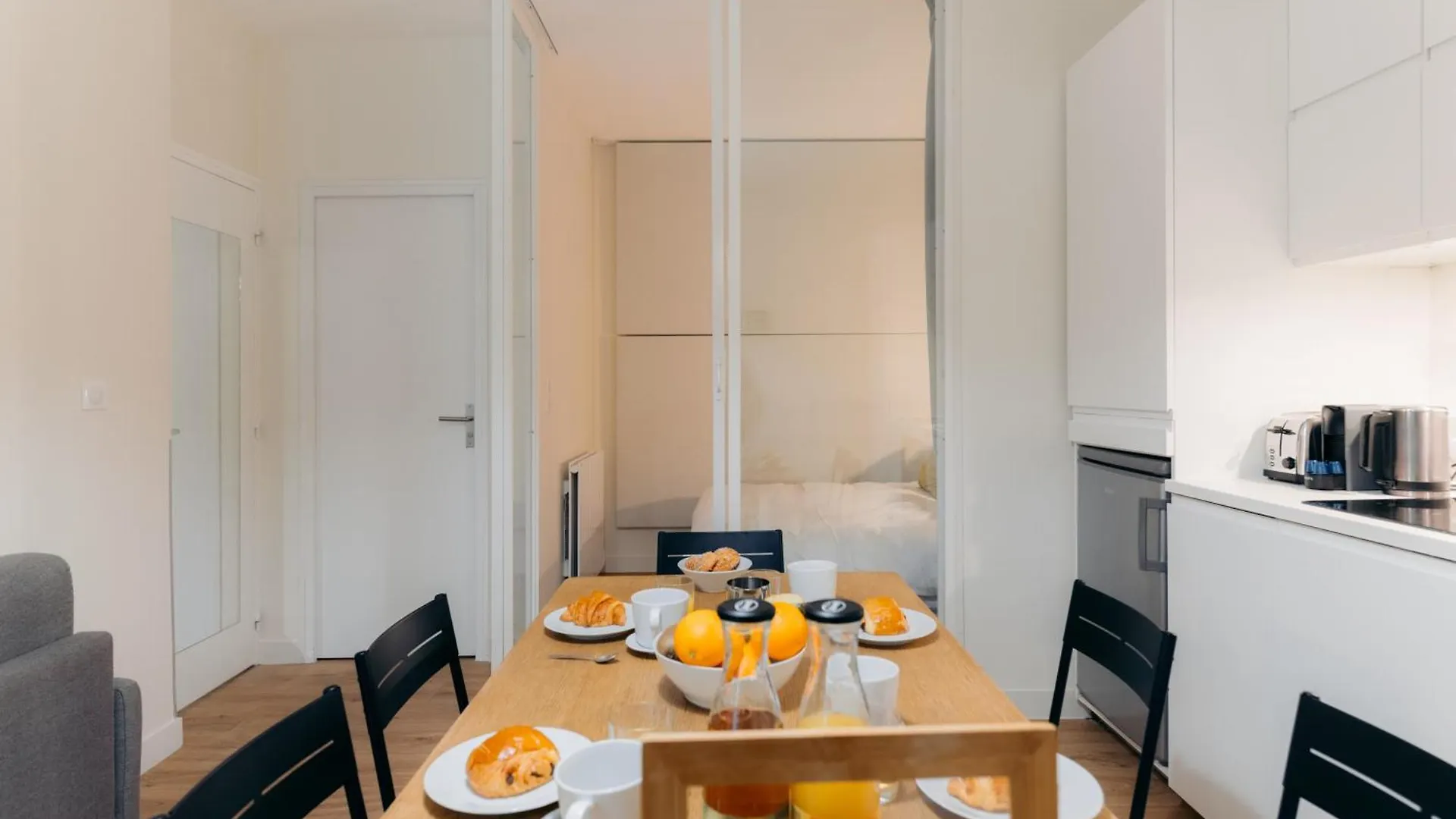 Apartment Beauvoir Germain Paris