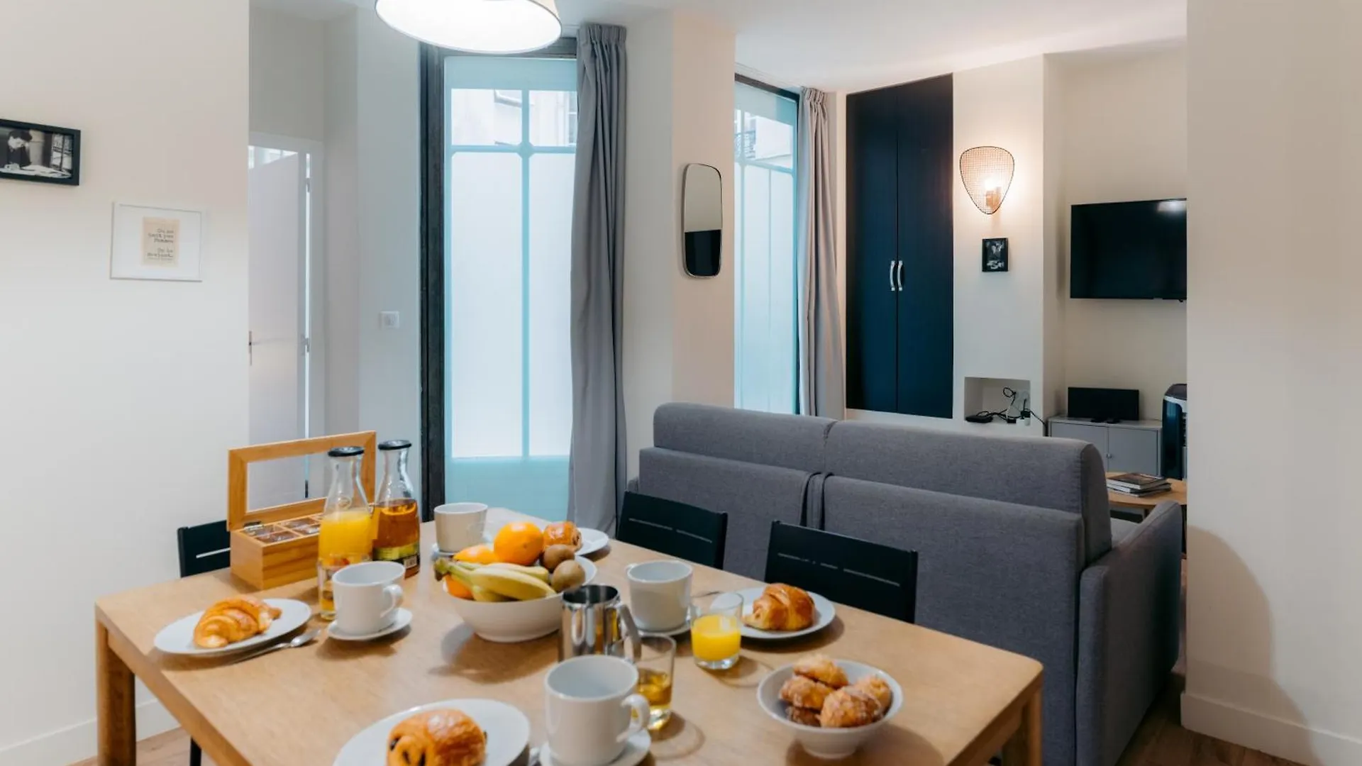 Beauvoir Germain Paris 0*,